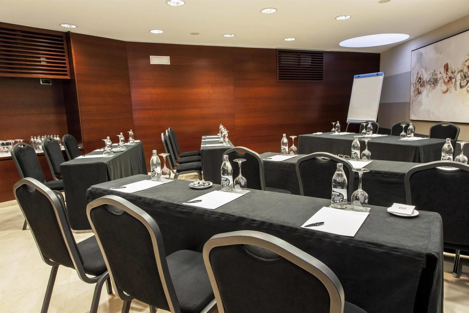 Hotel Rh Murcia Centro Dış mekan fotoğraf